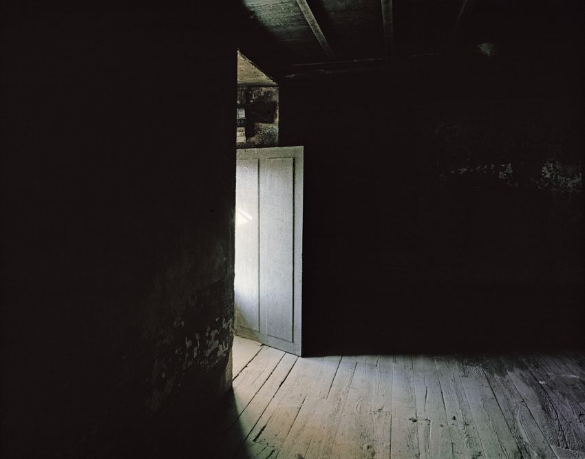 <p>A series of interior&nbsp;photographs from a tr&hellip;